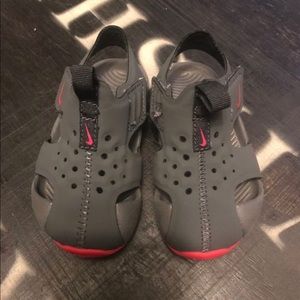 Nike toddler girls sports/casual sandals